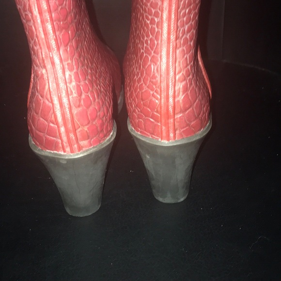 Rain Boots - Picture 4 of 7